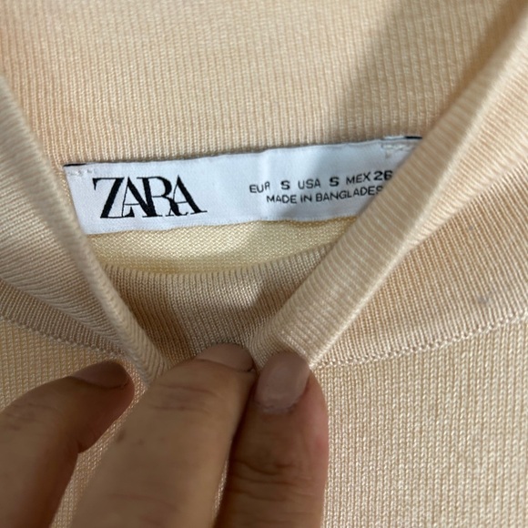 Zara Beige Knit Top - Picture 2 of 3